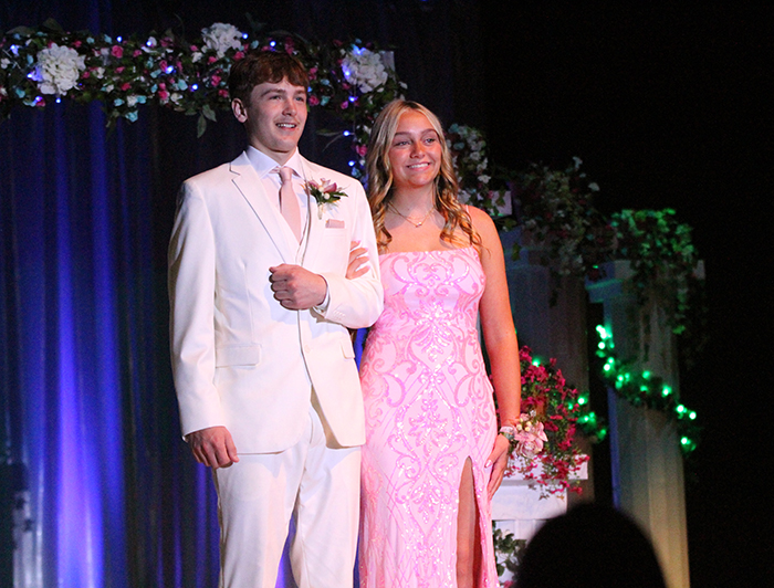 Taking a walk through Greece at NYM prom